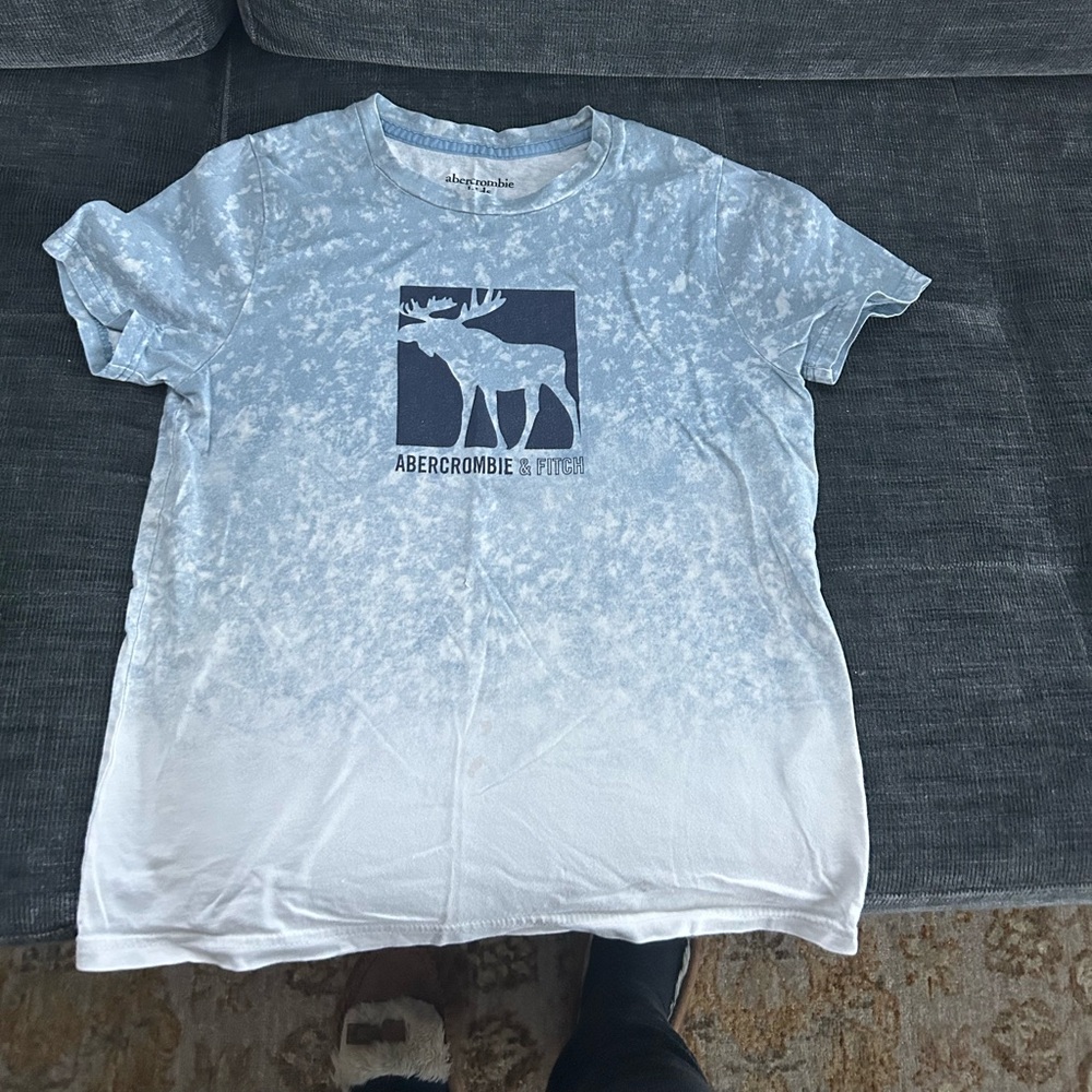 Abercrombie shirts for boys, size’ are between 9-10 / 11-12, $40 for all